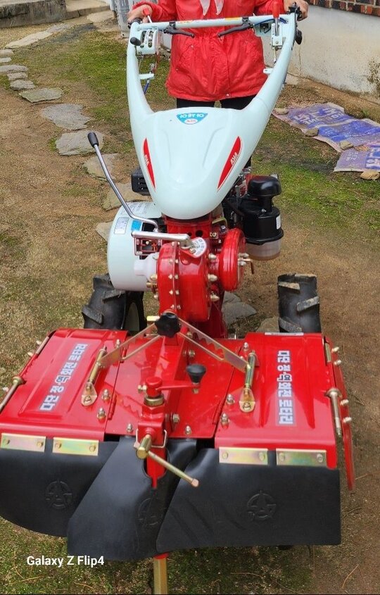 아세아 관리기 AMC-900 (6.5마력) 앞좌측면
