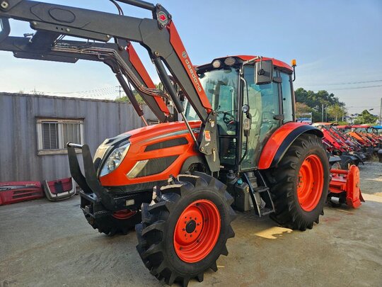 대동 트랙터 PX1150 (115마력) 앞좌측면