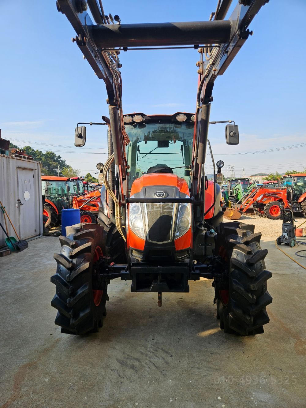 대동 트랙터 PX1150 (115마력) 뒤우측면