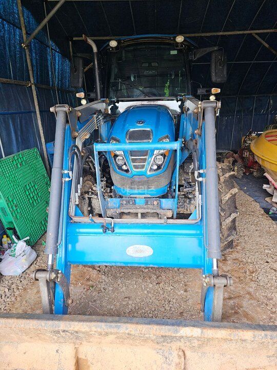 LS 트랙터 XP7074 (74마력) 앞좌측면