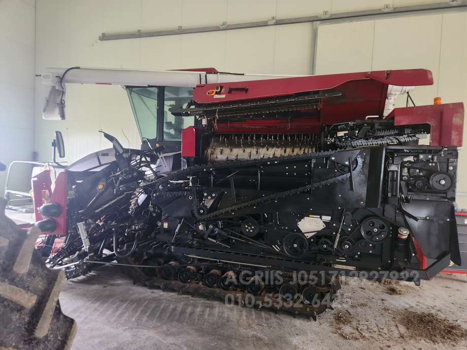 Yanmar Combine Harvester YH6115 (6Rows) 측면