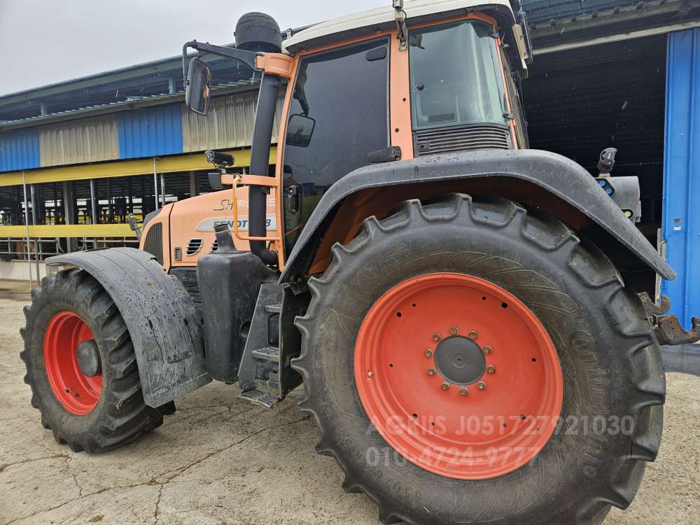 Fendt 트랙터 718 운전석