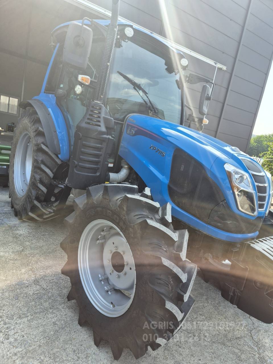 LS Tractor XP7115 (117hp) 뒤우측면