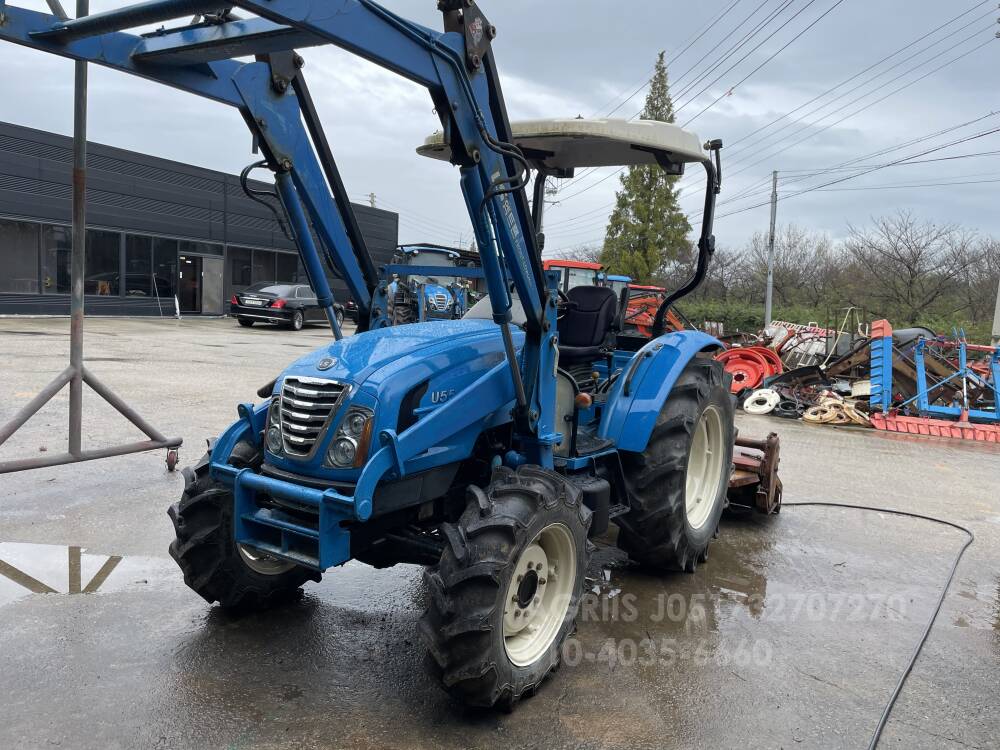 LS Tractor U55 (55hp) 뒤우측면