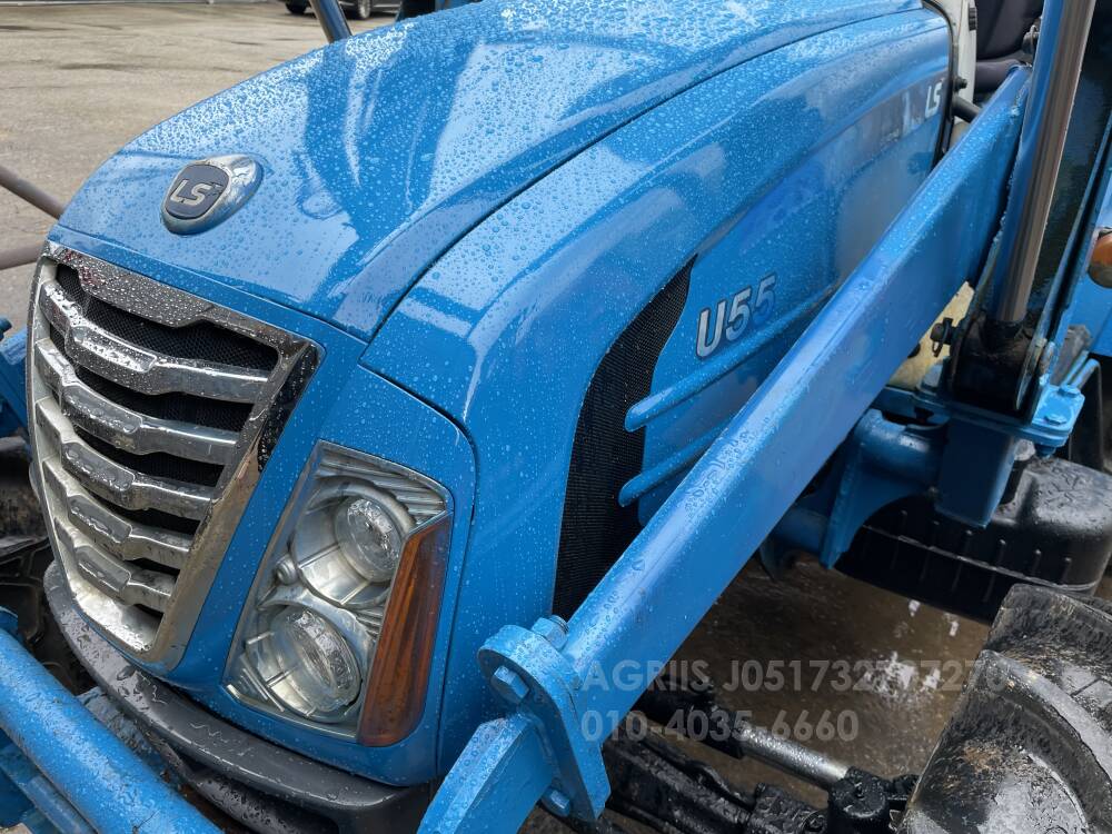 LS Tractor U55 (55hp) 측면