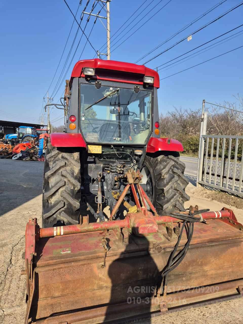 TYM 트랙터 T720 (72마력) 뒤우측면