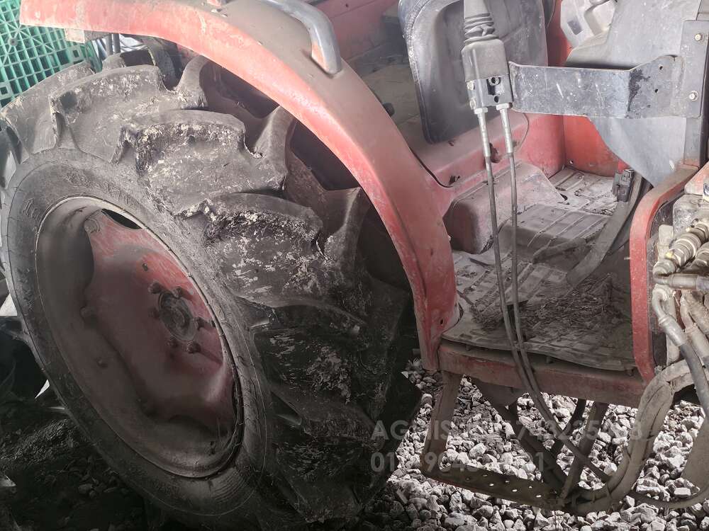 Kubota Tractor L430 (42hp) 뒤우측면