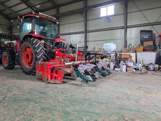  대성농기계 콩파종기 대성콩파종기 앞좌측면