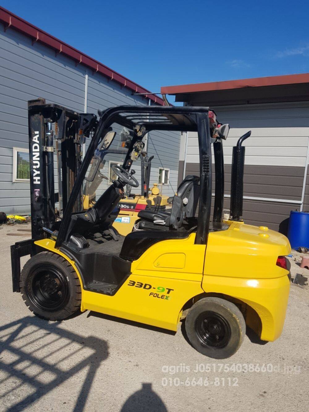 Hyundai Forklift 33D-9T (3.3톤) 뒤우측면