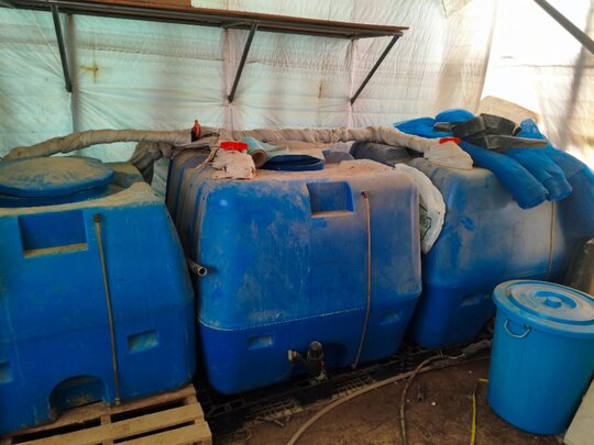 아일수지공업 물탱크 물탱크 2000L 1000L 앞좌측면