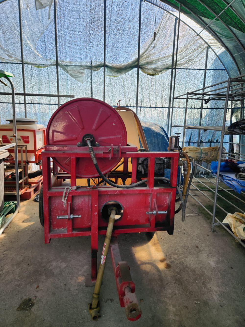  농약다이 트랙터 견인형 트랙터용 주행용 분무기  앞좌측면