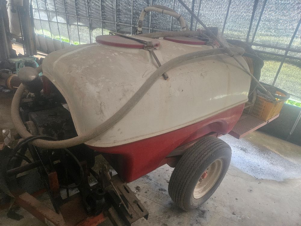  견인식분무기방제기 YH-170A  앞좌측면