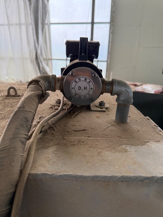  5톤차 경유탱크(1700L) 5톤차 경유탱크(1700L)  앞좌측면