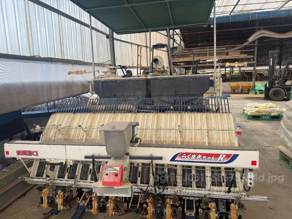 TYM 이앙기 PRJ83DL (8조식) 뒤우측면