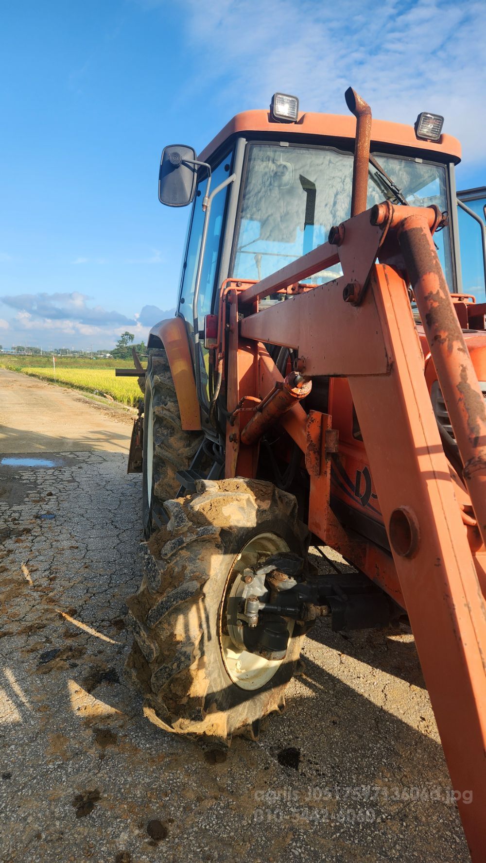 대동 트랙터 D58 (58마력) 뒤우측면