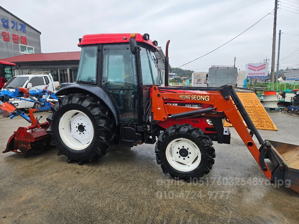 Kukje Tractor EF475 (47hp) 뒤우측면
