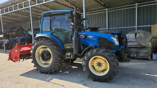 LS Tractor XP7102-EDPS-M (102hp) 앞좌측면