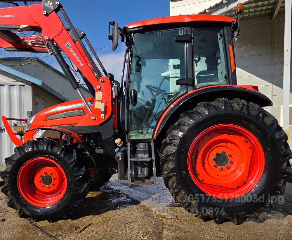 대동 트랙터 PX1150 (110마력) 뒤우측면