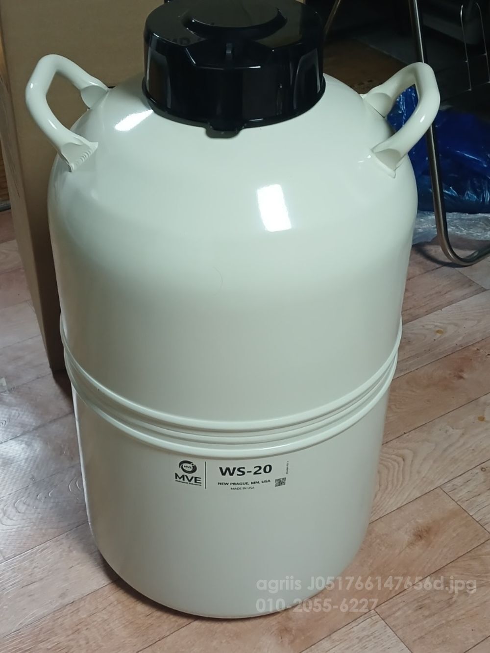 MVE 질소통 WS-20 뒤우측면