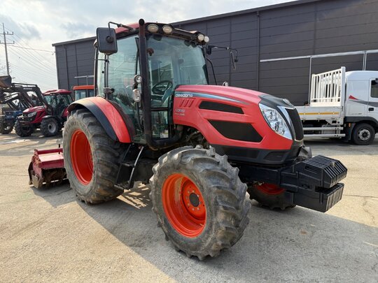 Daedong Tractor PX1300 (125hp) 앞좌측면