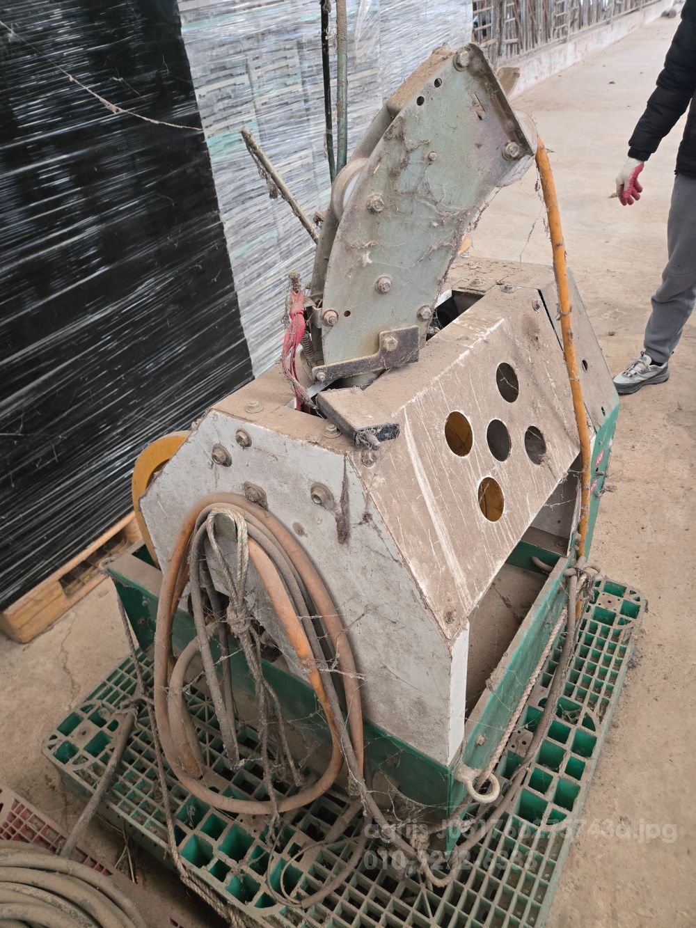 삼부정밀 호스릴권취기 자동릴호스권취기 뒤우측면