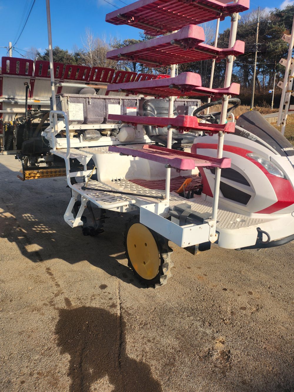 Yanmar Rice transplanter YR8D (8Rows) 뒤우측면