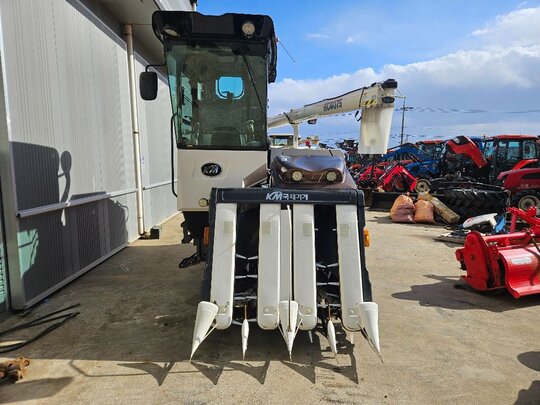 Kukje Combine Harvester KC4075 (4Rows) 앞좌측면