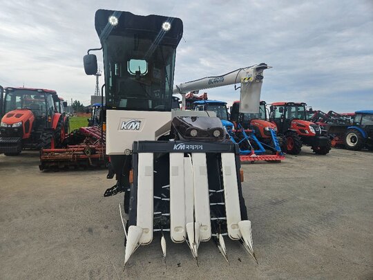 국제 콤바인 KC4075 (4조식) 앞좌측면