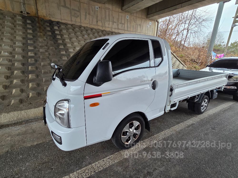 Hyundai 포터 슈퍼캡 오토  뒤우측면