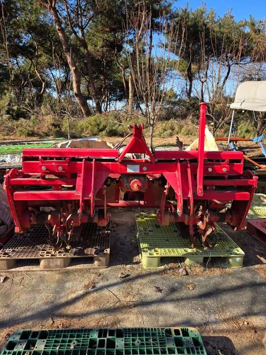 웅진기계 콩파종기 WJSD-B4 앞좌측면