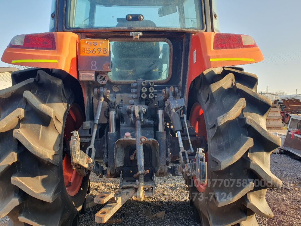 대동 트랙터 RX560 (56마력) 뒤우측면