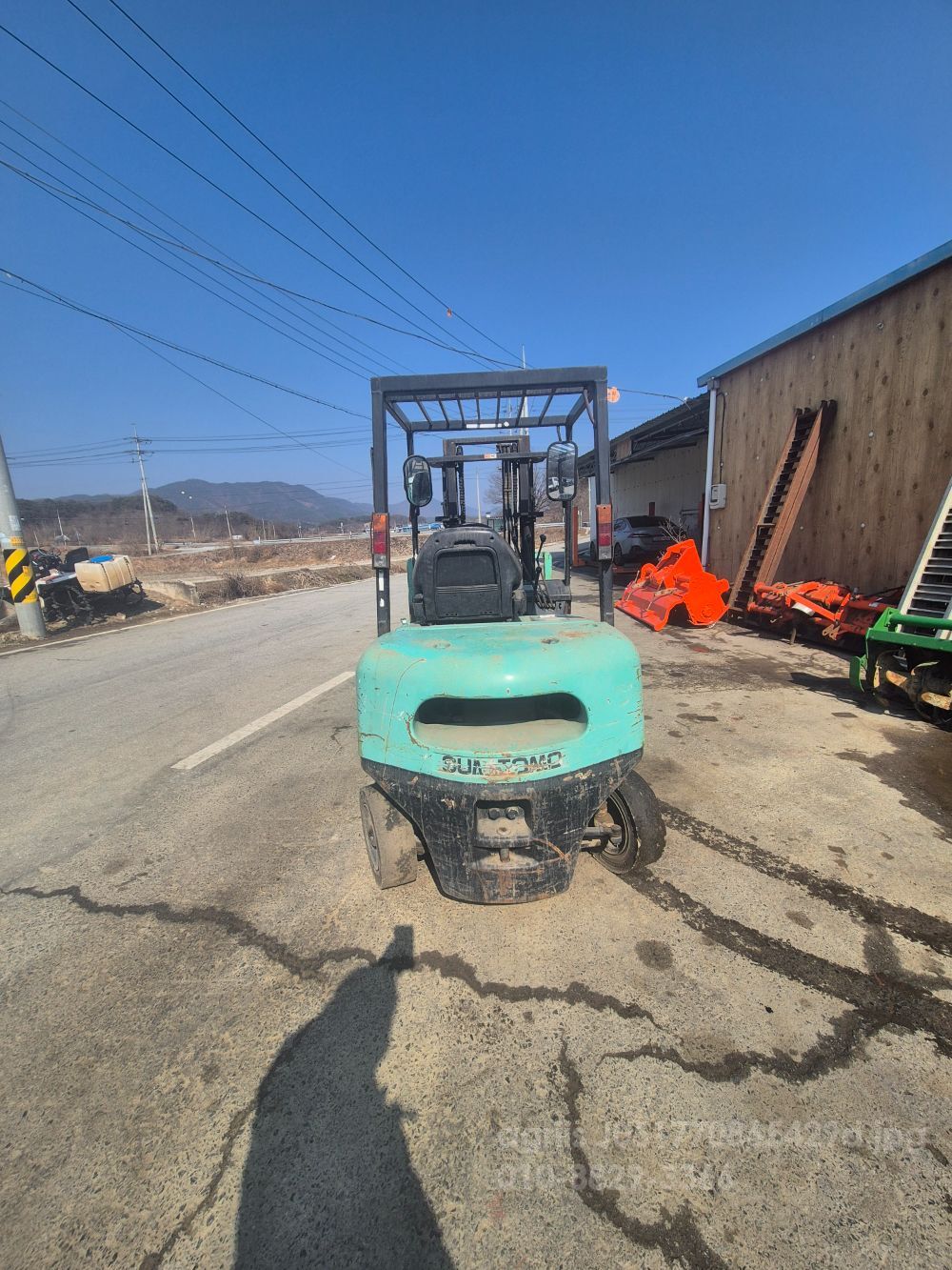  Forklift (3톤)  뒤우측면
