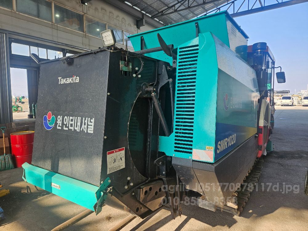 성도 원형베일러 SMR1020 뒤우측면