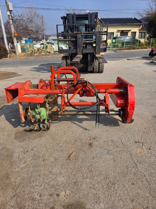 성원산업 논두렁조성기 SWL-430T 앞좌측면