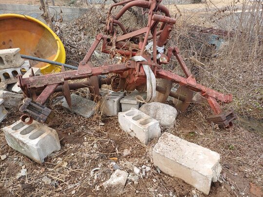 TYM 쟁기 원판 , 논두렁조성기 앞좌측면