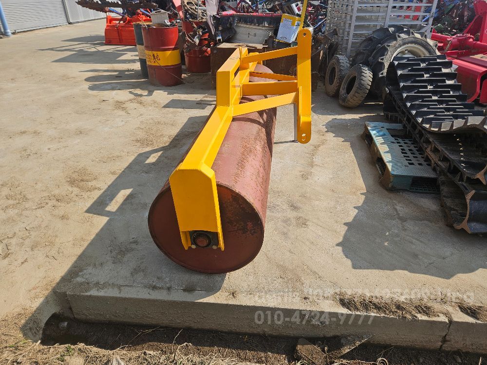 용화기계 진압기 진압기 뒤우측면