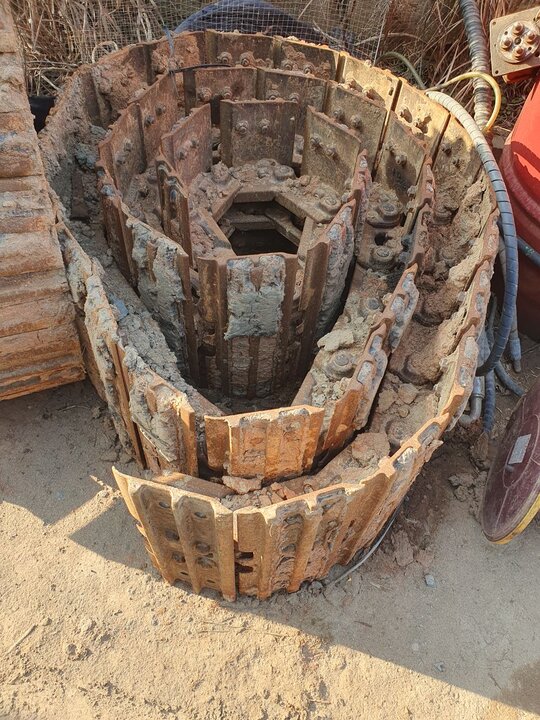  굴삭기 두산0.2트랙80푸로이상 (1톤) 앞좌측면