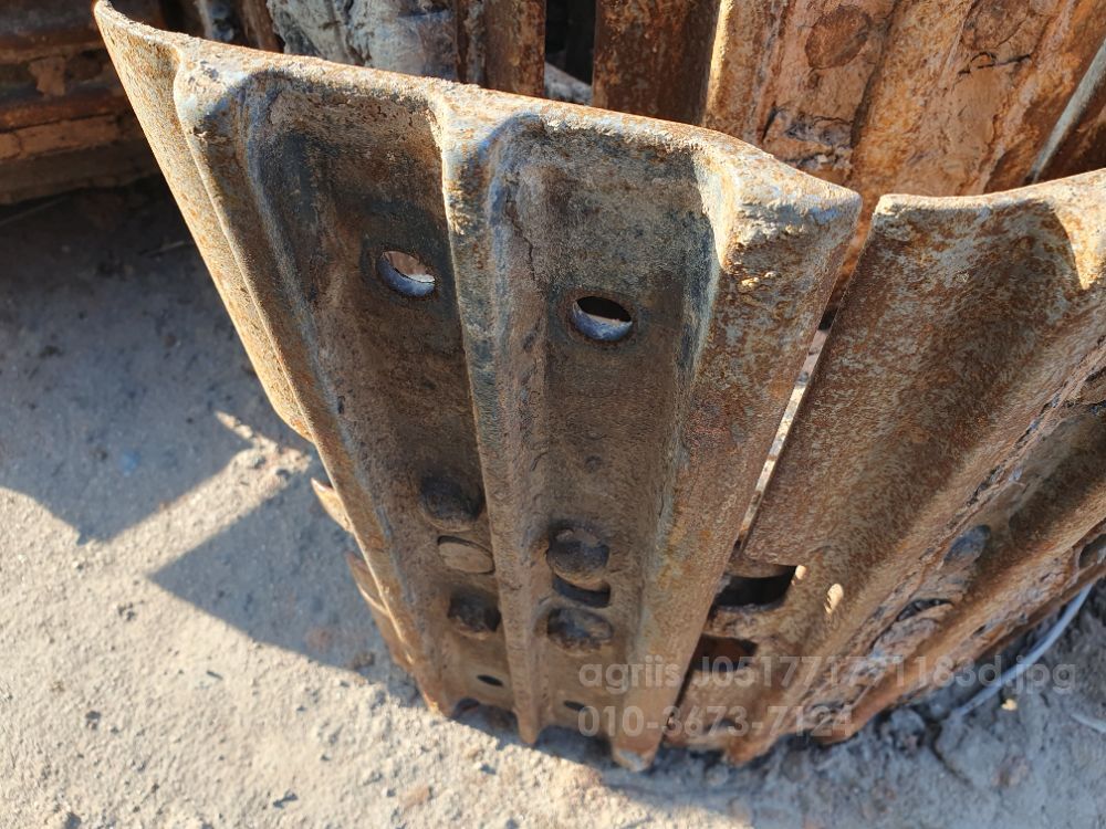  굴삭기 두산0.2트랙80푸로이상 (1톤) 뒤우측면