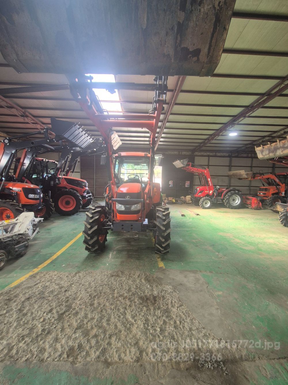 Kubota Tractor MZ953 (95hp) 뒤우측면