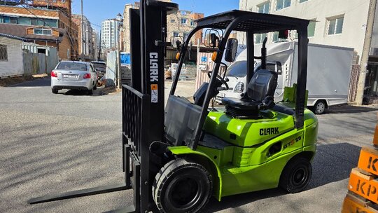 삼성 클라크 지게차 GTS20 (2.0톤) 앞좌측면