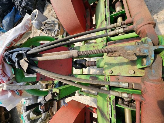 한부산업 한부 논두렁 양방향조성기 한부 논두렁 양방향조성기 앞좌측면