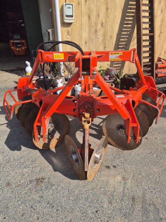 대원원판8련 원판쟁기 DW8DP 앞좌측면