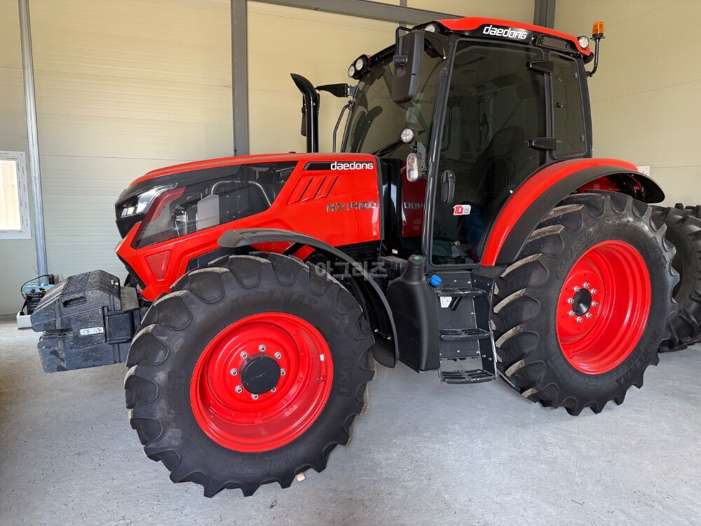 대동 트랙터 HX1400 (142마력) 뒤우측면