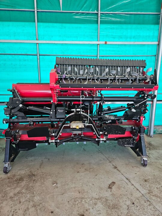  Rotavator 6100 (경폭610cm) 앞좌측면