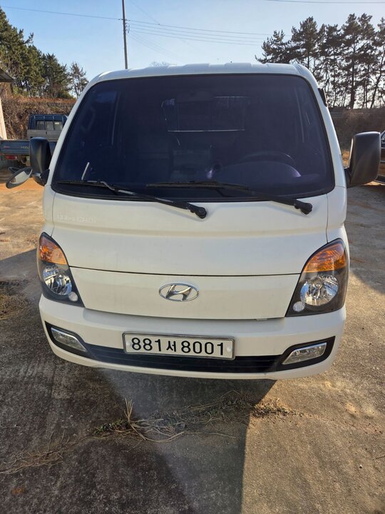 Hyundai 포터 슈퍼캡  앞좌측면