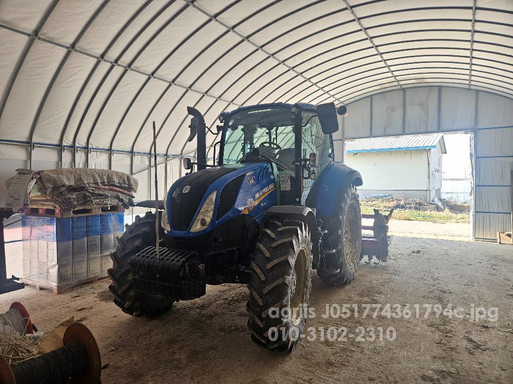 NewHolland Tractor T5.120 (117hp) 뒤우측면