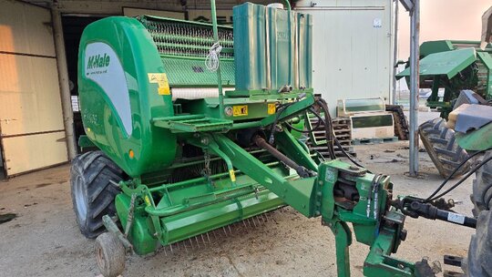  Round Baler F5500  앞좌측면