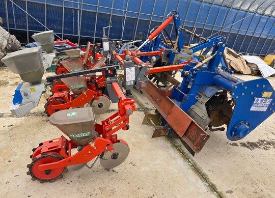  제일기공 콩파종기 콩파종기  앞좌측면