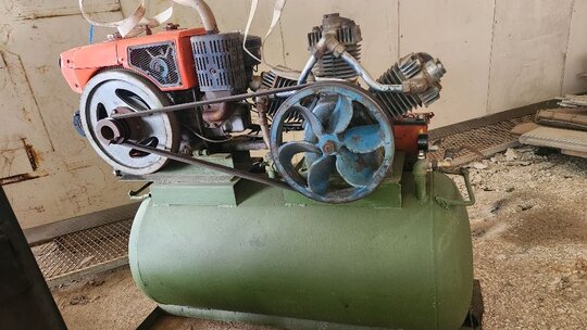 Daedong 콤프레셔 콤프레셔  앞좌측면