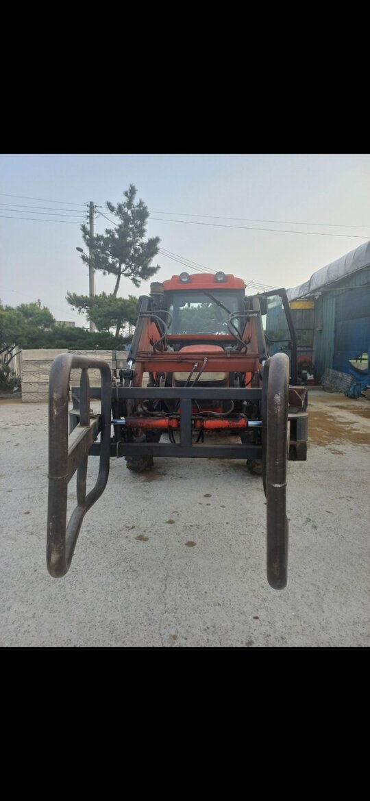 대동 트랙터 D500 (50마력) 앞좌측면